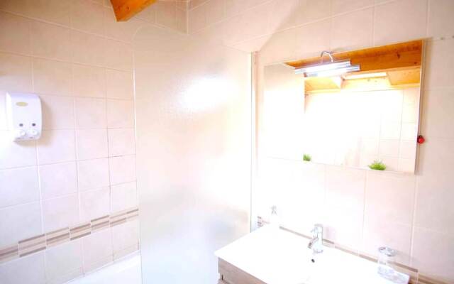 House with 2 Bedrooms in Ávila, with Wifi