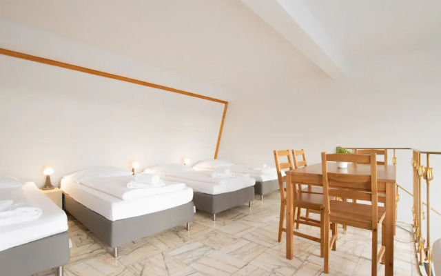 Center City Villa