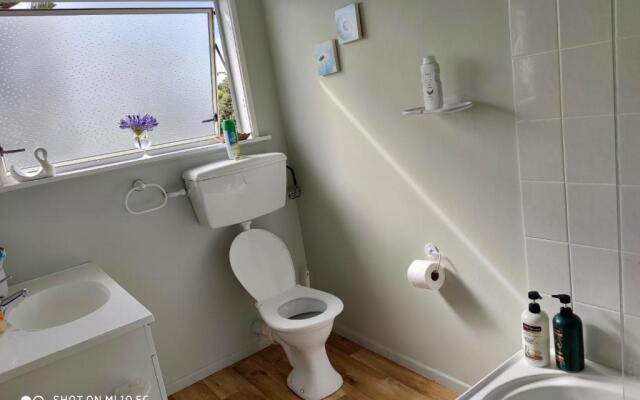 Hosts on the Coast Paradise on Pipi