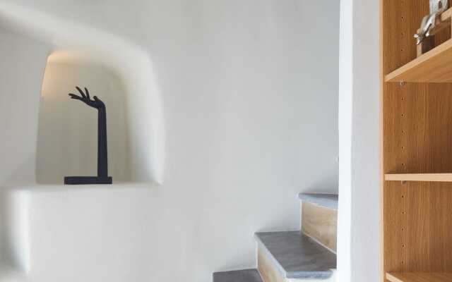 Aecon Suites