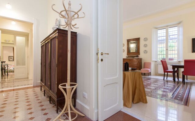 Rental In Rome Portico Ottavia Garden