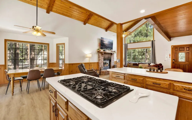 Four Little Bears Cabin #2490