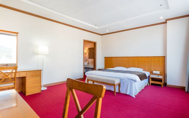 Hotel Homefourest