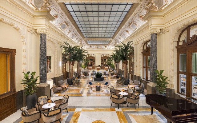 NH Collection Prague Carlo IV