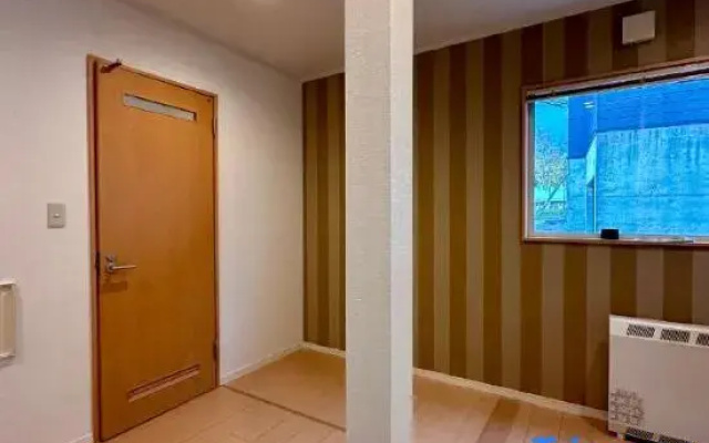 The Lobs 2, Rusutsu, Yotei view, 8 mins to Rusutsu