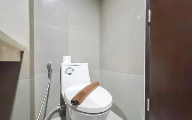 Good And Cozy Studio At Patraland Amarta Apartment