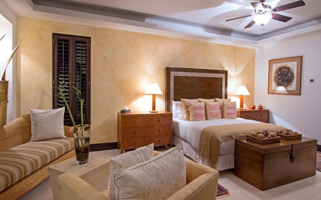 Sunny Vacation Condo 9