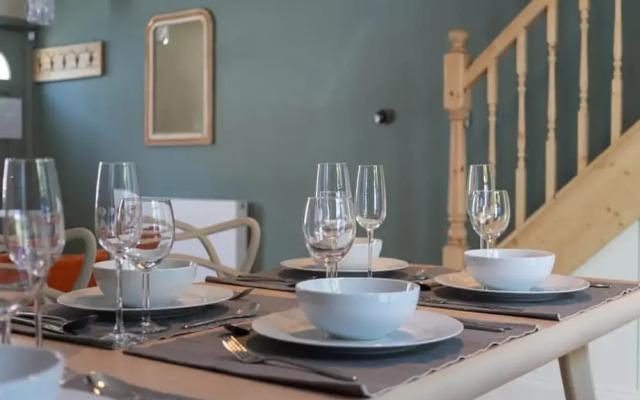 Host Stay Kemp House
