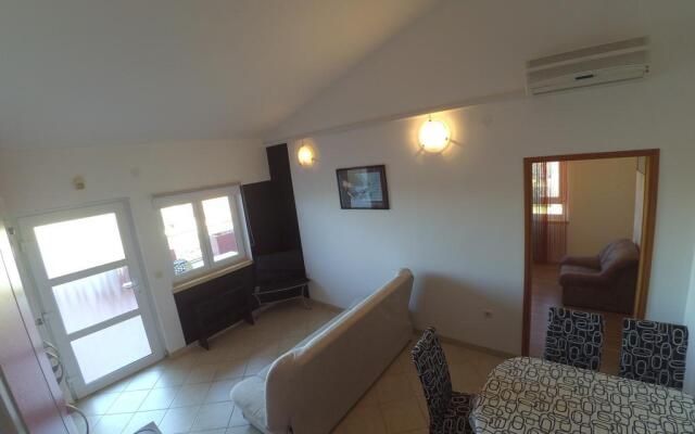 Relax & Enjoy - Marcana Apartments