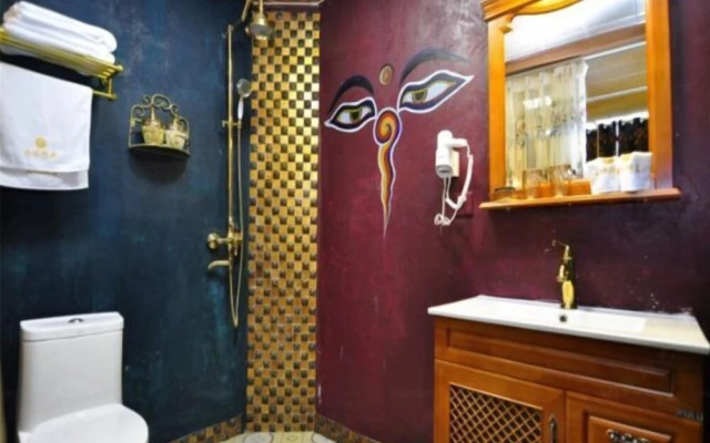 Human Touch Warmly Nest