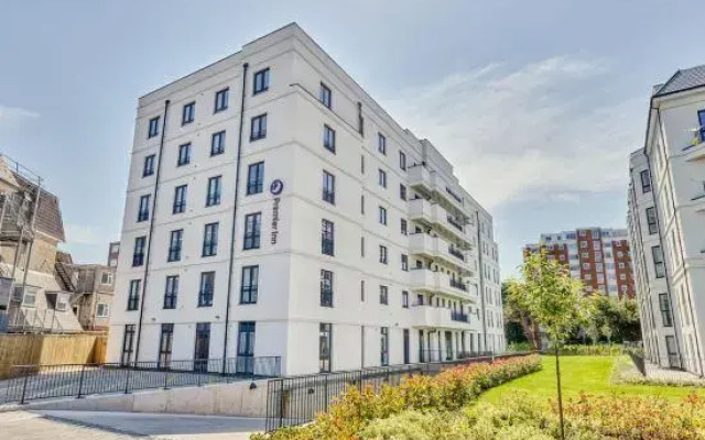 Premier Inn  Bournemouth West Cliff