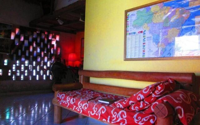 Cama, Café e Aventura