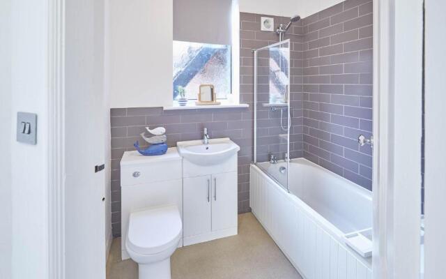 Host & Stay - The Lookout @ Scarborough