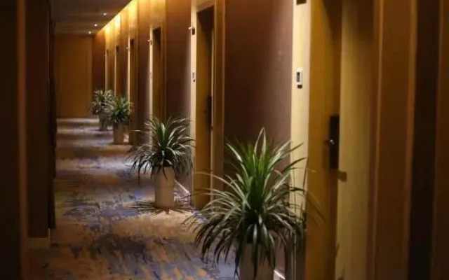 Xuancheng HuangYue Business Hotel