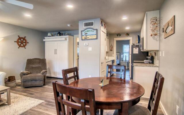 Courtyard #107 Condo