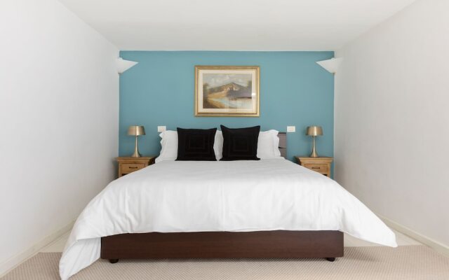 Sonder — The Borgia Steps