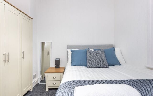 Velvet Coaster Apartments