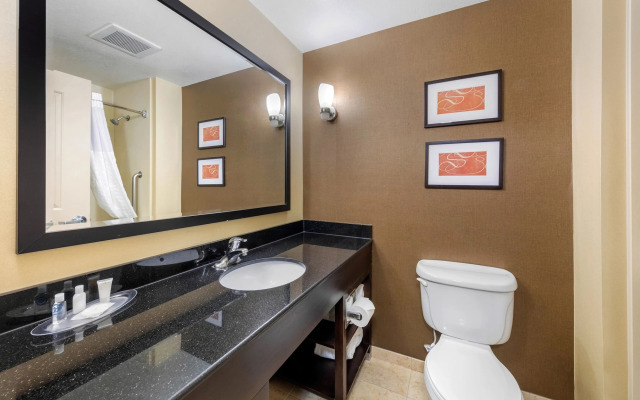 Comfort Suites Near City of Industry - Los Angeles