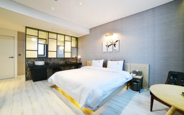 Yeosu K-boutique Hotel