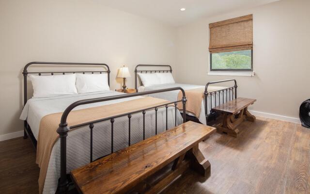 The White House on the Horseshoe