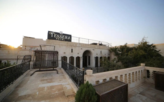 Tessera Hotel