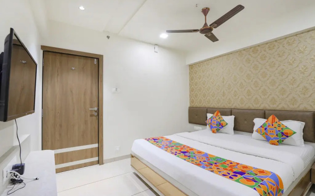 FabHotel Bharosa Inn