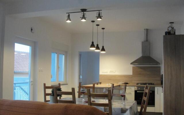 Rasin Apartments