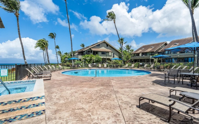 Kahana Village 3 in Lahaina