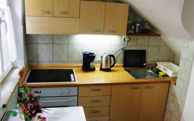 Apartments Mladen