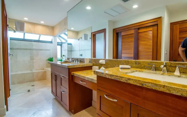 Kapalua Bay Villa 35b3 Gold Ocean Front