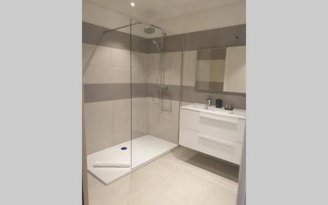 Villa 5***** piscine proche de la plage Cala Rossa