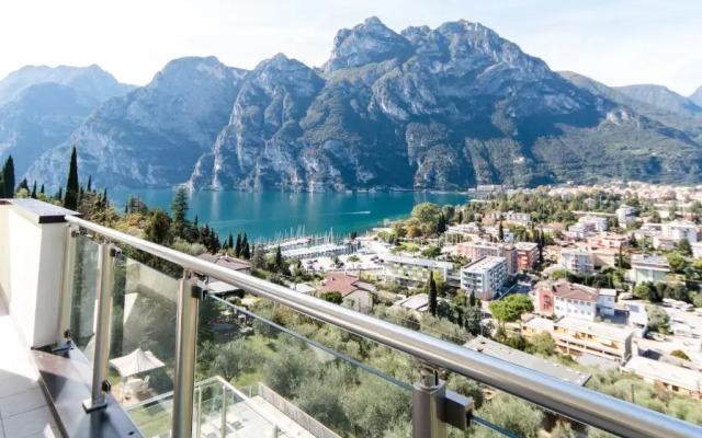 Panoramic Hotel Benacus