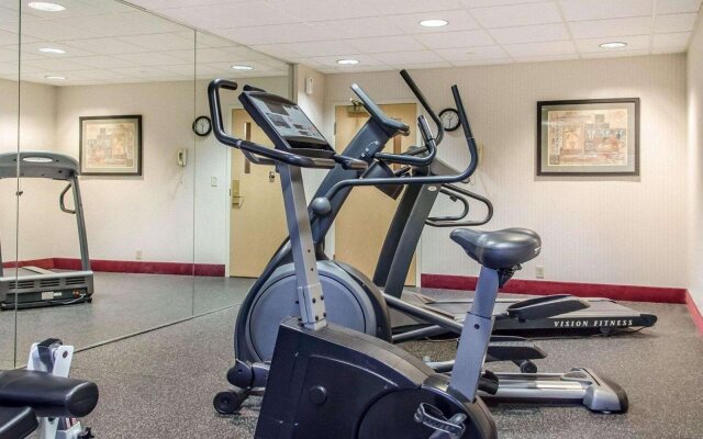 Comfort Inn & Suites York North