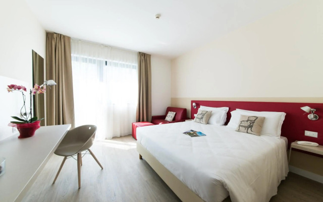 Airport Hotel