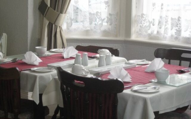 The Chequers Guest House