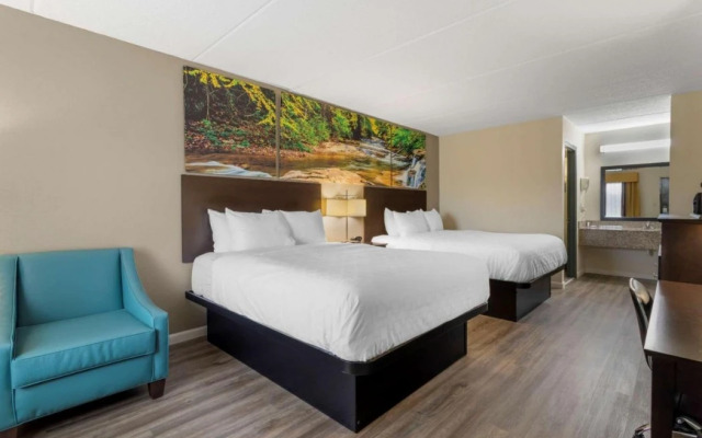 Clarion Pointe Kimball