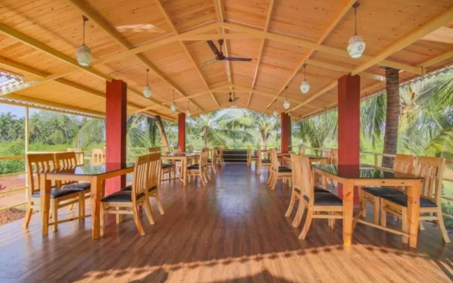Casa Seaesta Beach Cottages and Suites