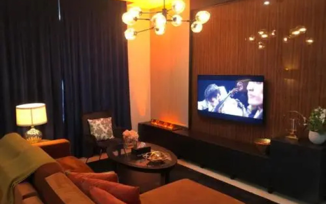 Dana Hotel & Residences 2