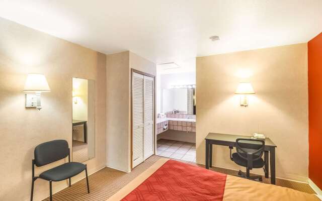 Econo Lodge Fredericksburg