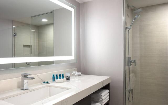 Delta Hotels by Marriott Vancouver Downtown Suites