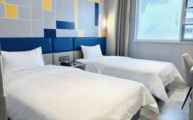 7Days Inn Shanghai Lujiazui Babaiban Pudian Road Subway Station