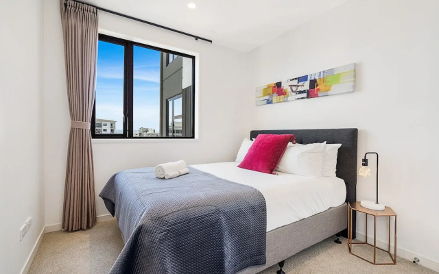 Ehome - 2 Bedroom Apartment on Airedale