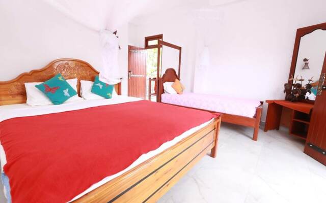 Yoho Cloud Castle Homestay