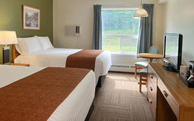 Coast Hinton Hotel