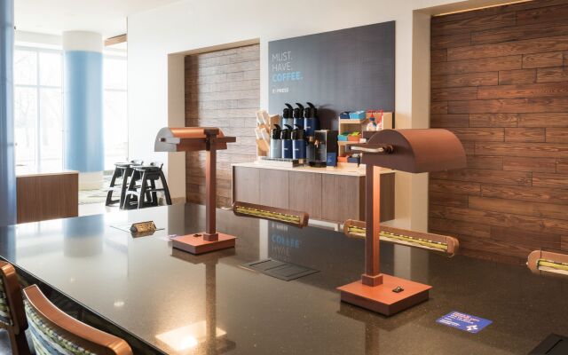 Holiday Inn Express & Suites Saskatoon East - University by IHG