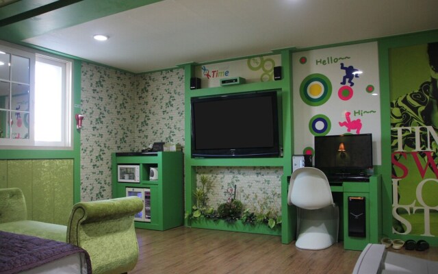 Time Motel