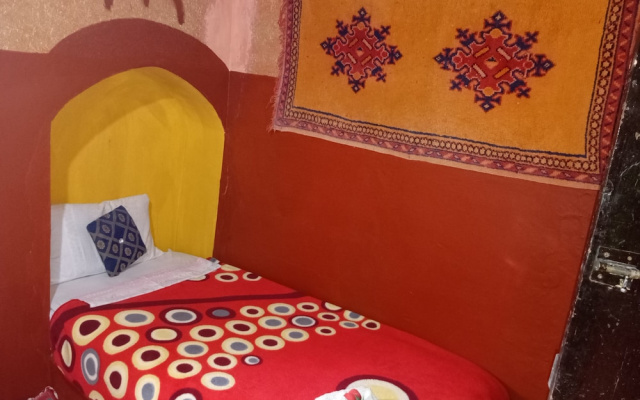 Maison d'hôtes tifaoute ait Ben haddou