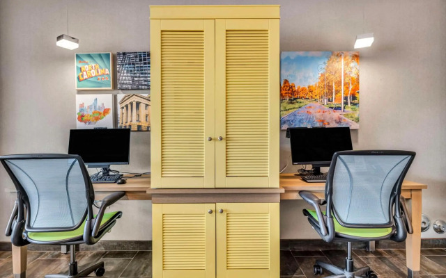 Home2 Suites by Hilton Raleigh West Lenovo Center