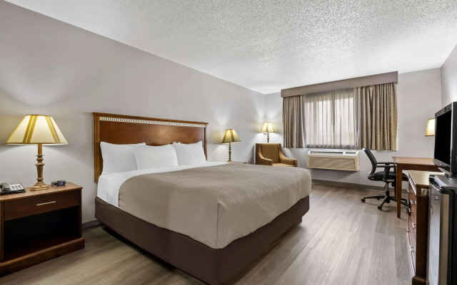 Quality Inn near Monument Health Rapid City Hospital