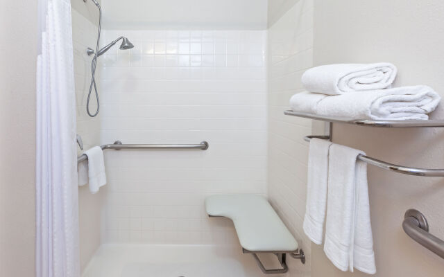 Holiday Inn Express Hotel & Suites Pharr by IHG